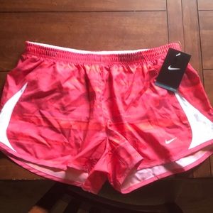 Women’s Nike short